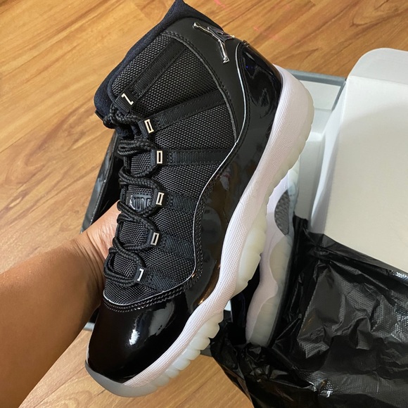 Air Jordan 11 Retro (GS) Size 7 Brand New In Box - Picture 7 of 11